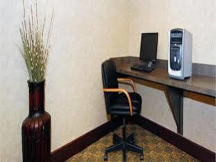 Quality Inn 2*